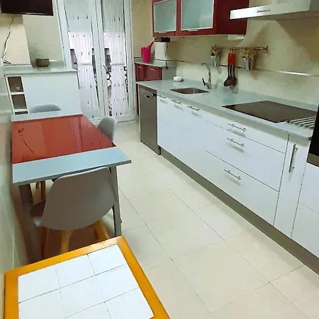 Enfoz Tus Mejores Vacaciones, Playa Piscina Y Parking Apartmán
